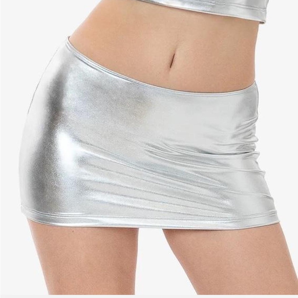 AMERICAN APPAREL SILVER SKIRT